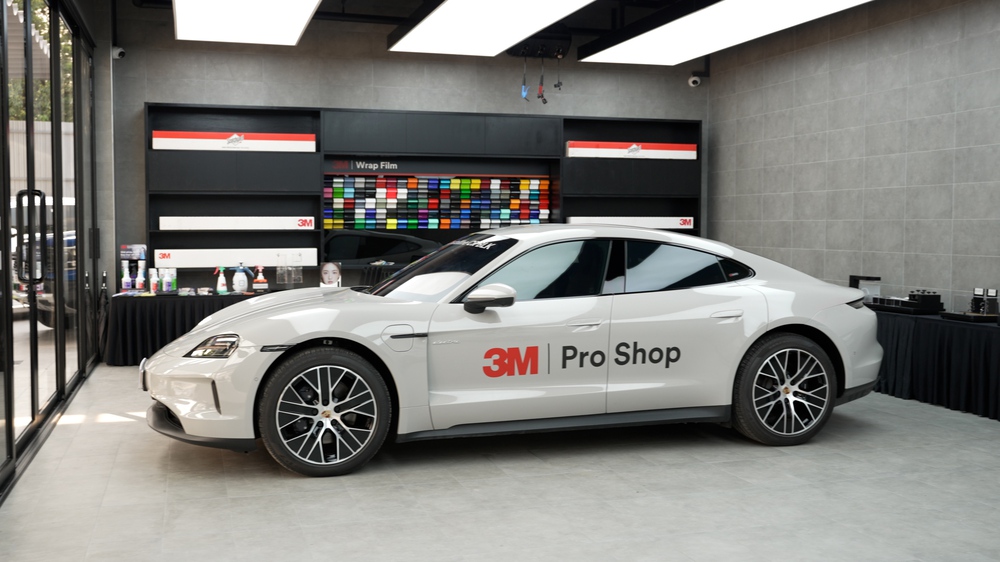 Sau khai trương, 3M Pro Shop tạo thêm điểm trải nghiệm dịch vụ ô tô chuẩn 3M tại TP.HCM - Ảnh 5. Sau khai trương, 3M Pro Shop tạo thêm điểm trải nghiệm dịch vụ ô tô chuẩn 3M tại TP.HCM - Ảnh 5.