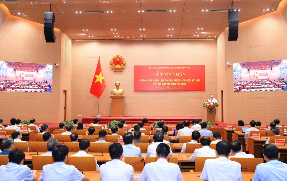 Hà Nội tiếp nhận Vườn quốc gia Ba Vì và Làng Văn hóa - Du lịch các dân tộc Việt Nam: Mở ra không gian phát triển mới cho Thủ đô xanh và giàu bản sắc
 - Ảnh 1.
