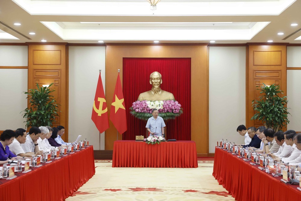 Kết luận của Tổng Bí thư, Chủ tịch nước về sơ kết 1 năm vận hành mô hình chính quyền 3 cấp - Ảnh 1. Kết luận của Tổng Bí thư, Chủ tịch nước về sơ kết 1 năm vận hành mô hình chính quyền 3 cấp - Ảnh 1.