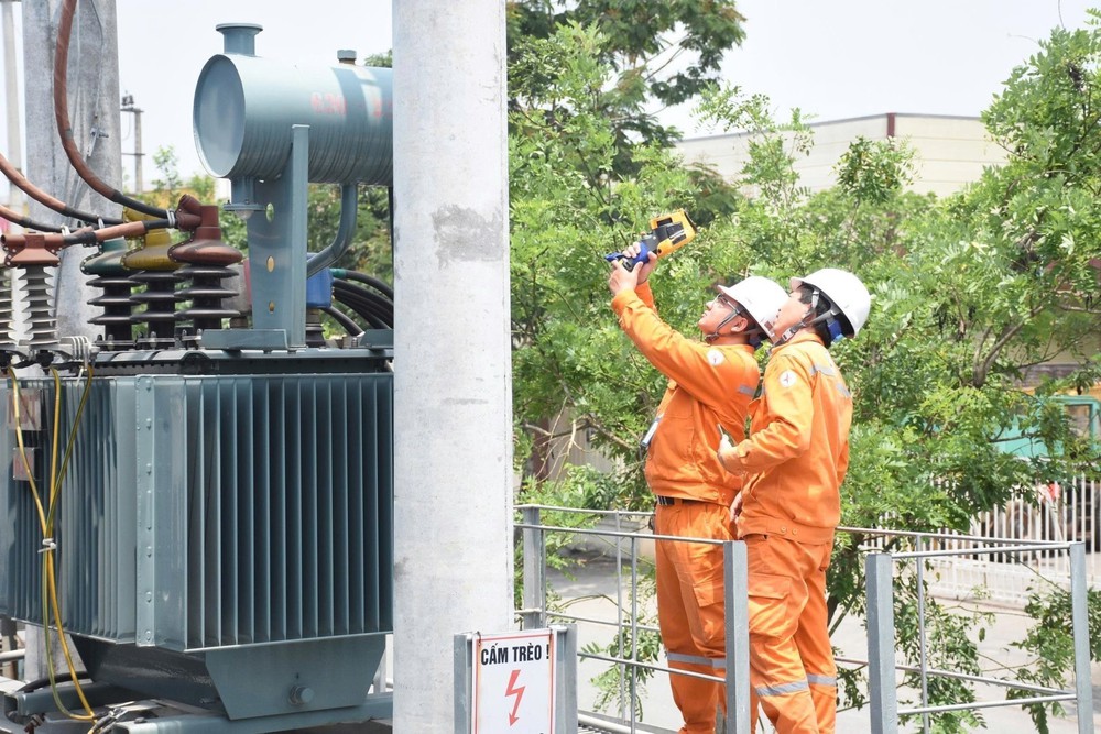 Sử dụng điện tiết kiệm, hiệu quả để bảo đảm an ninh năng lượng quốc gia - Ảnh 1. Sử dụng điện tiết kiệm, hiệu quả để bảo đảm an ninh năng lượng quốc gia - Ảnh 1.