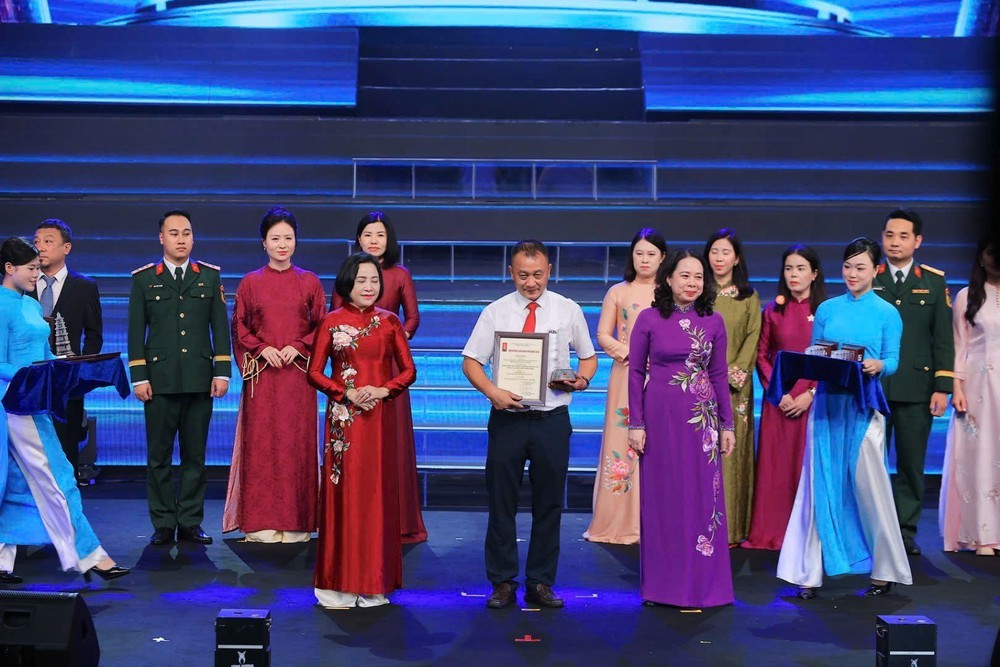 Thông tấn xã Việt Nam vinh dự nhận 7 giải thưởng Giải Báo chí Quốc gia lần thứ XX - Ảnh 4. Thông tấn xã Việt Nam vinh dự nhận 7 giải thưởng Giải Báo chí Quốc gia lần thứ XX - Ảnh 4.