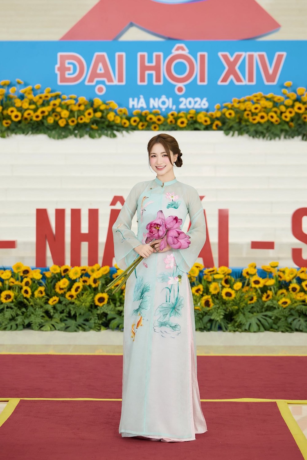 Từ sân khấu đến trách nhiệm cộng đồng: Dấu ấn của Hòa Minzy và Hà Myo - Ảnh 2. Từ sân khấu đến trách nhiệm cộng đồng: Dấu ấn của Hòa Minzy và Hà Myo - Ảnh 2.