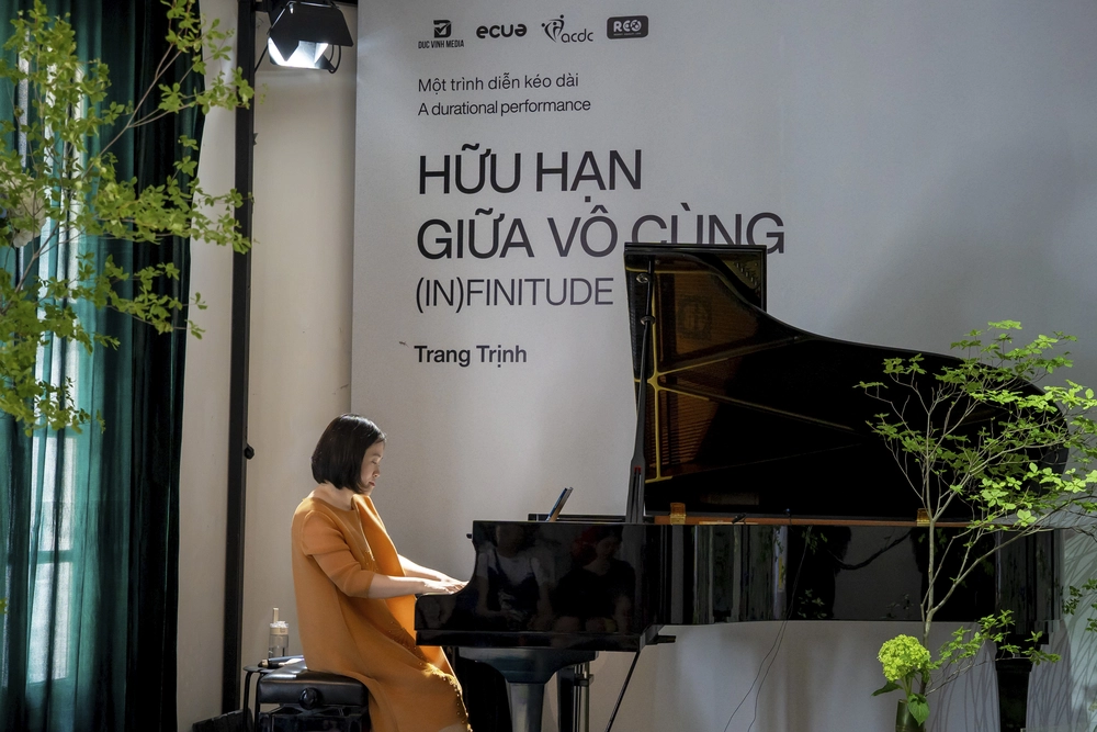 'Đối thoại' cùng Trang Trịnh trong Trình diễn piano kéo dài 24h - Ảnh 3. 'Đối thoại' cùng Trang Trịnh trong Trình diễn piano kéo dài 24h - Ảnh 3.