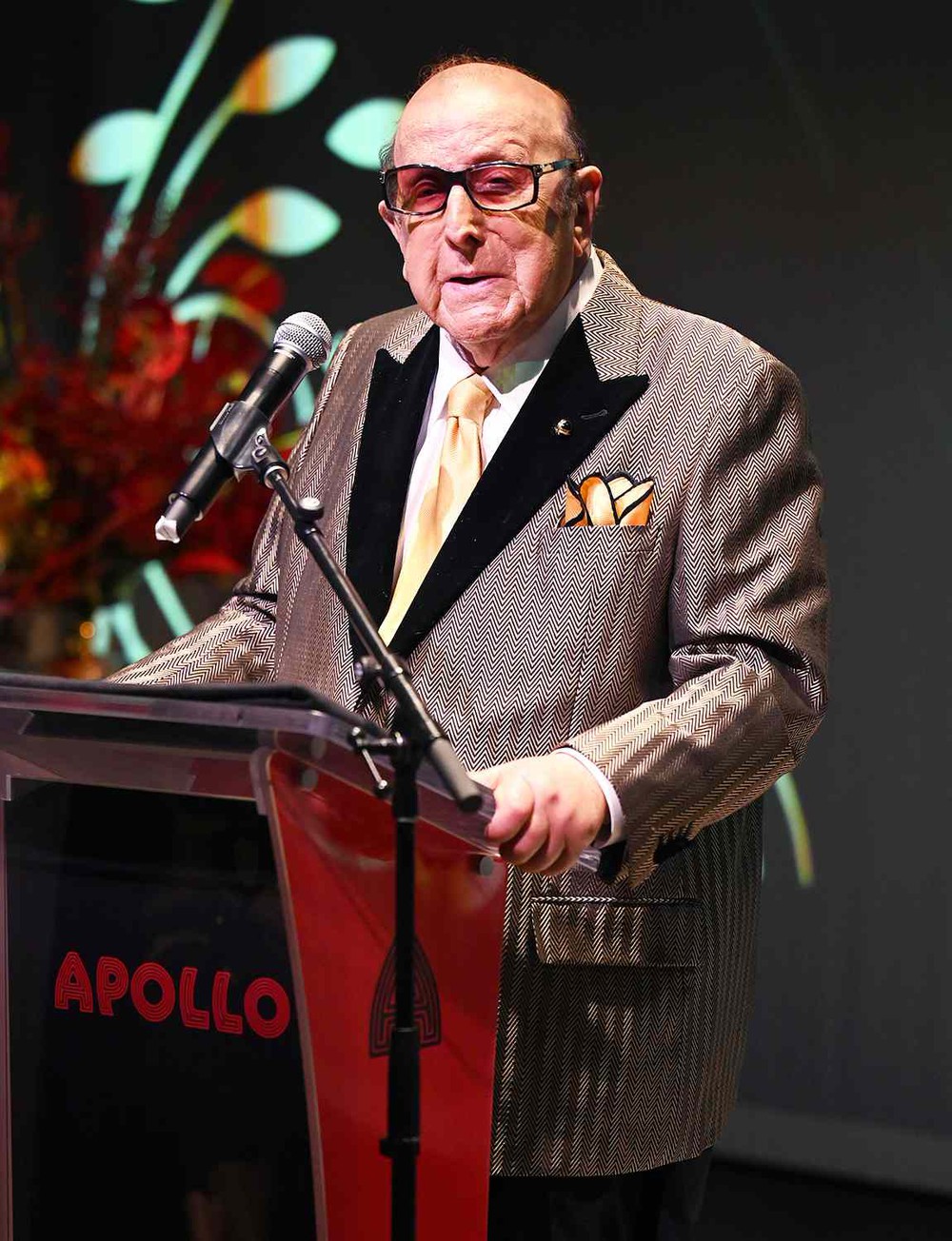 Clive Davis qua đời ở tuổi 94, khép lại một kỷ nguyên của làng nhạc thế giới - Ảnh 9. Clive Davis qua đời ở tuổi 94, khép lại một kỷ nguyên của làng nhạc thế giới - Ảnh 9.