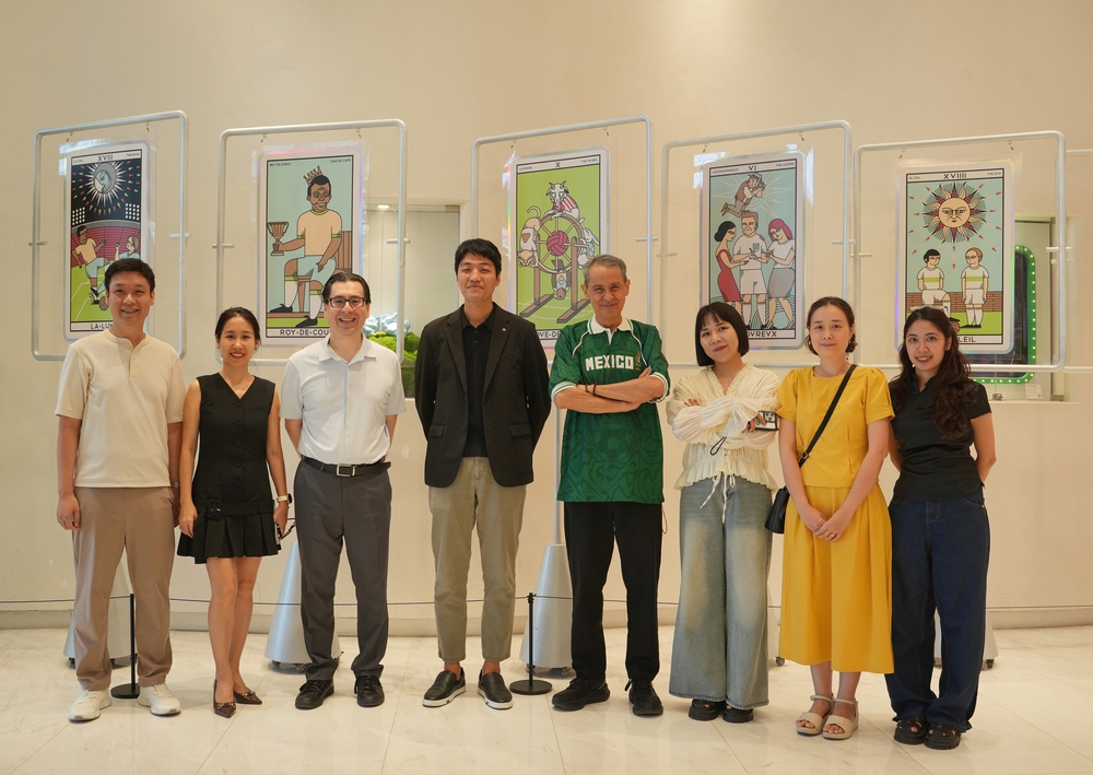 Mexico giới thiệu một góc nhìn khác về bóng đá qua triển lãm "Soccer Tarot" - Ảnh 3. Mexico giới thiệu một góc nhìn khác về bóng đá qua triển lãm "Soccer Tarot" - Ảnh 3.