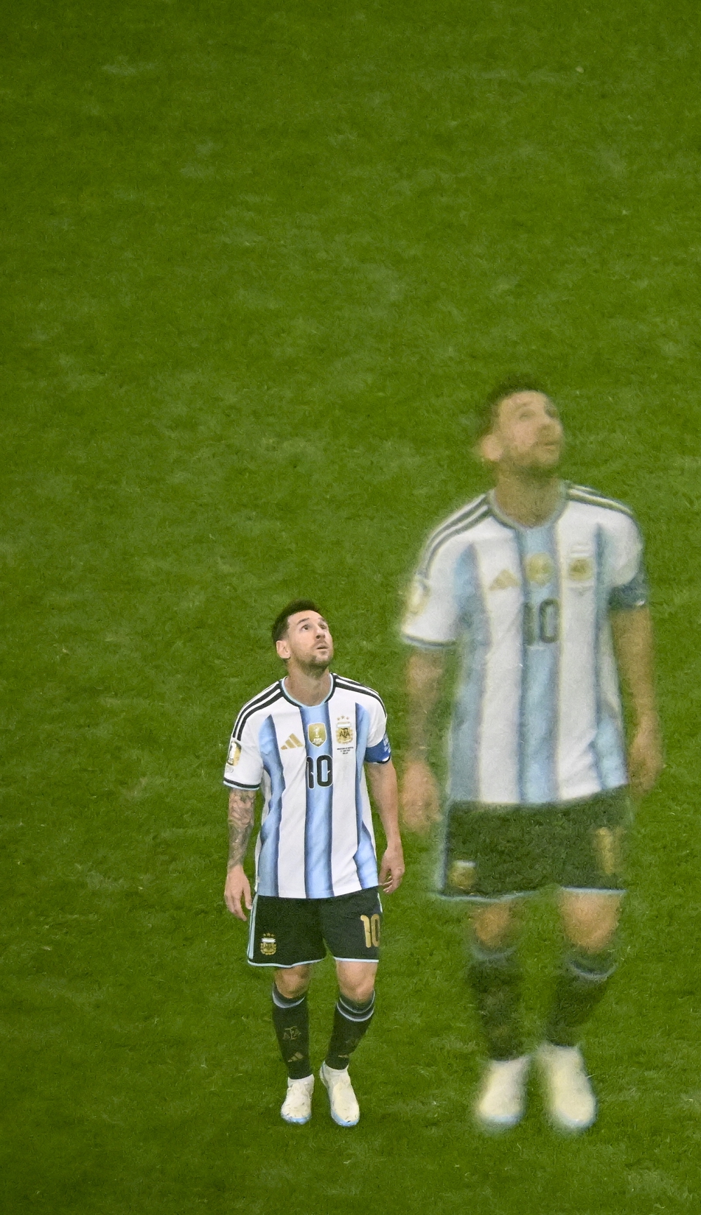 Lionel Messi bông đùa sau khi phá kỷ lục World Cup: 'Tôi mệt rồi, gần như đã cháy cạn nhiên liệu' - Ảnh 1. Lionel Messi bông đùa sau khi phá kỷ lục World Cup: 'Tôi mệt rồi, gần như đã cháy cạn nhiên liệu' - Ảnh 1.