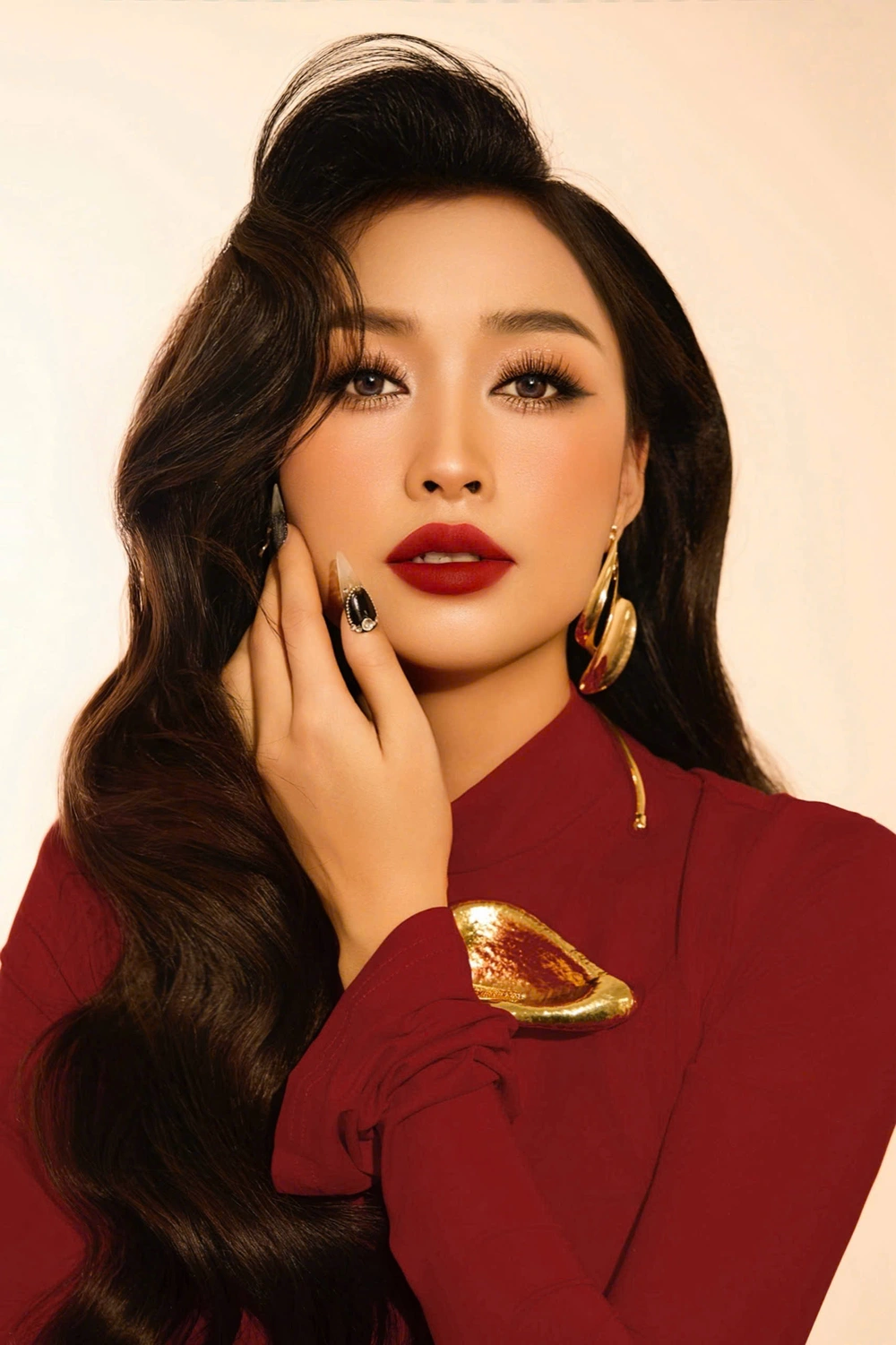 Ca sĩ Quỳnh Thi: "Âm nhạc khiến World Cup trở thành ngày hội của cảm xúc" - Ảnh 4. Ca sĩ Quỳnh Thi: "Âm nhạc khiến World Cup trở thành ngày hội của cảm xúc" - Ảnh 4.