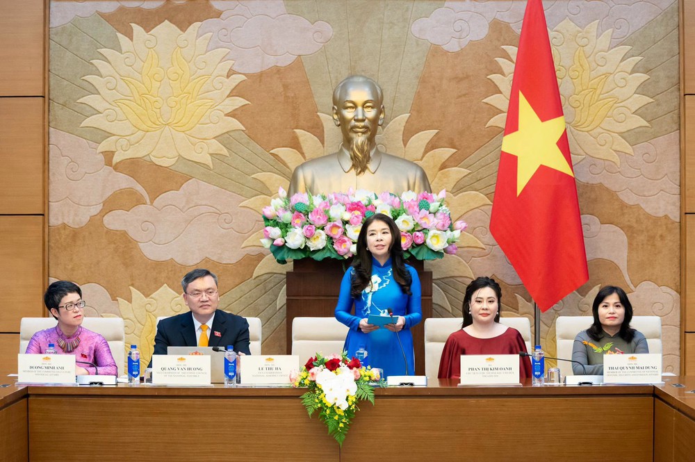 Dàn thí sinh Miss Multicultural World 2026 tham quan Nhà Quốc hội Việt Nam - Ảnh 1. Dàn thí sinh Miss Multicultural World 2026 tham quan Nhà Quốc hội Việt Nam - Ảnh 1.