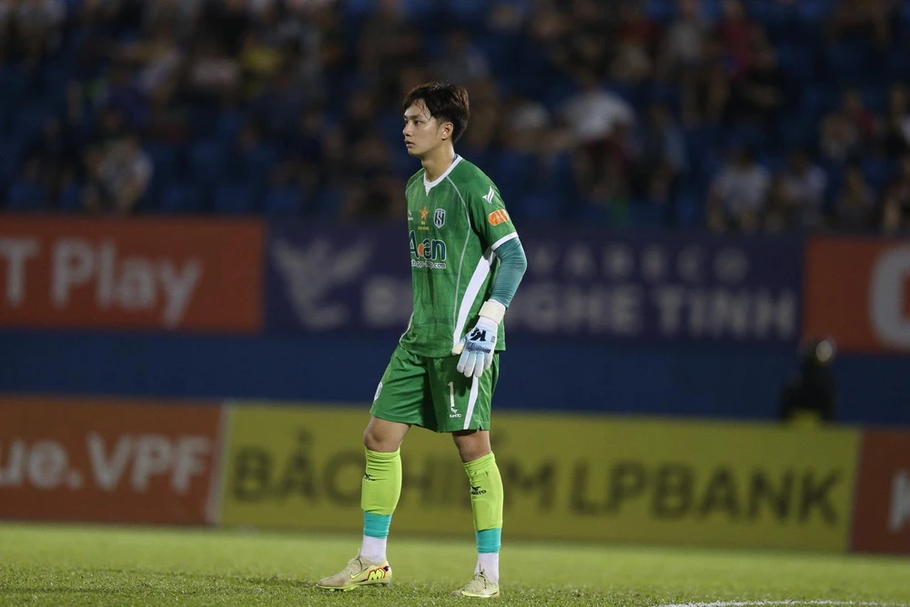Tin nóng bóng đá Việt hôm nay 24/6: Đội tuyển Việt Nam vào guồng quay ASEAN Cup; SLNA mang đội hình mạnh dự vòng loại U21 Quốc gia - Ảnh 2. Tin nóng bóng đá Việt hôm nay 24/6: Đội tuyển Việt Nam vào guồng quay ASEAN Cup; SLNA mang đội hình mạnh dự vòng loại U21 Quốc gia - Ảnh 2.