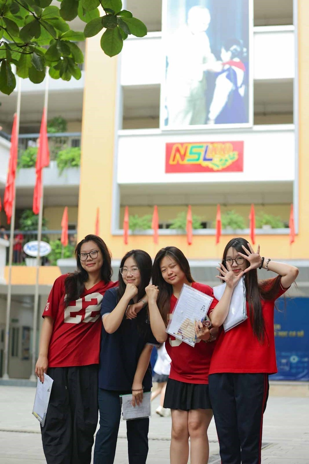 Chấm thi tốt nghiệp Trung học Phổ thông môn Ngữ văn: Đổi mới theo tư duy mở - Ảnh 2. Chấm thi tốt nghiệp Trung học Phổ thông môn Ngữ văn: Đổi mới theo tư duy mở - Ảnh 2.