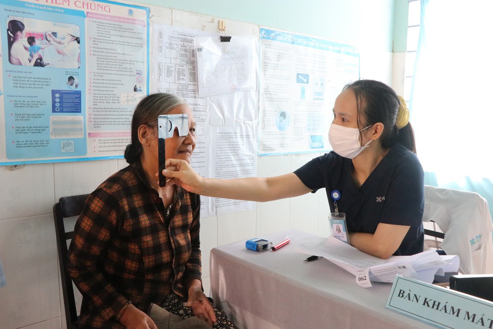 Từ năm 2026, người cao tuổi được khám sức khỏe định kỳ miễn phí ít nhất mỗi năm 1 lần - Ảnh 3. Từ năm 2026, người cao tuổi được khám sức khỏe định kỳ miễn phí ít nhất mỗi năm 1 lần - Ảnh 3.
