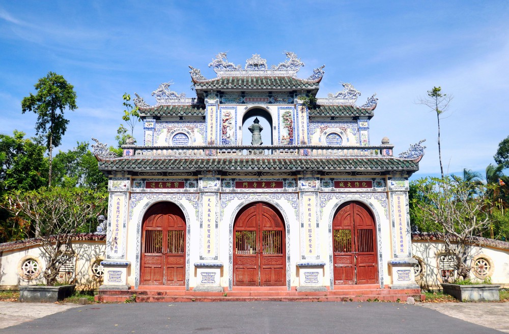Tổ đình Sắc tứ Tịnh Quang - Ngôi cổ tự gần 300 năm tuổi - Ảnh 1. Tổ đình Sắc tứ Tịnh Quang - Ngôi cổ tự gần 300 năm tuổi - Ảnh 1.