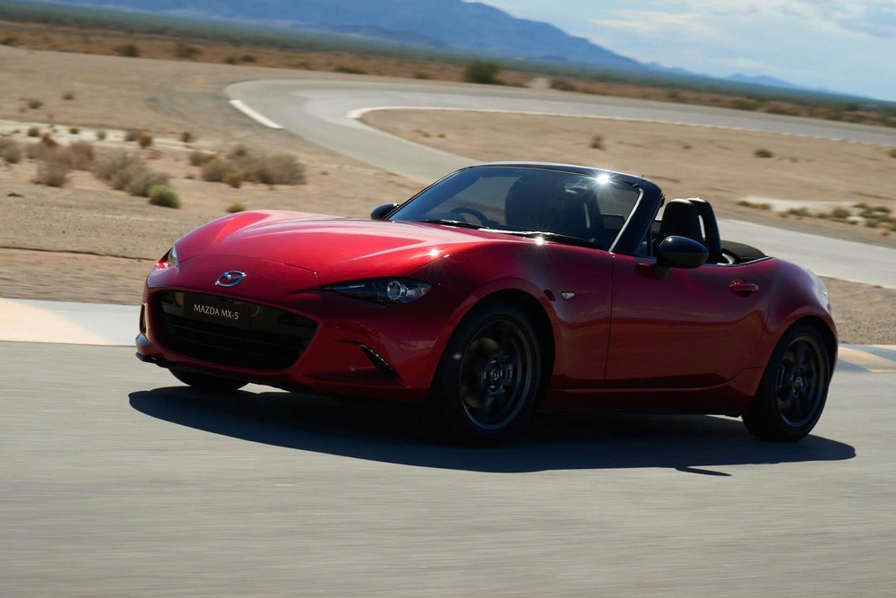 Mazda & THACO: Cuộc đại nhảy vọt sang kỷ nguyên "Japanese Premium" - Ảnh 2. Mazda & THACO: Cuộc đại nhảy vọt sang kỷ nguyên "Japanese Premium" - Ảnh 2.