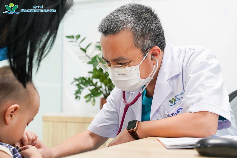 Nguy cơ bùng phát dịch sởi từ những trẻ chưa được tiêm chủng đầy đủ - Ảnh 3. Nguy cơ bùng phát dịch sởi từ những trẻ chưa được tiêm chủng đầy đủ - Ảnh 3.