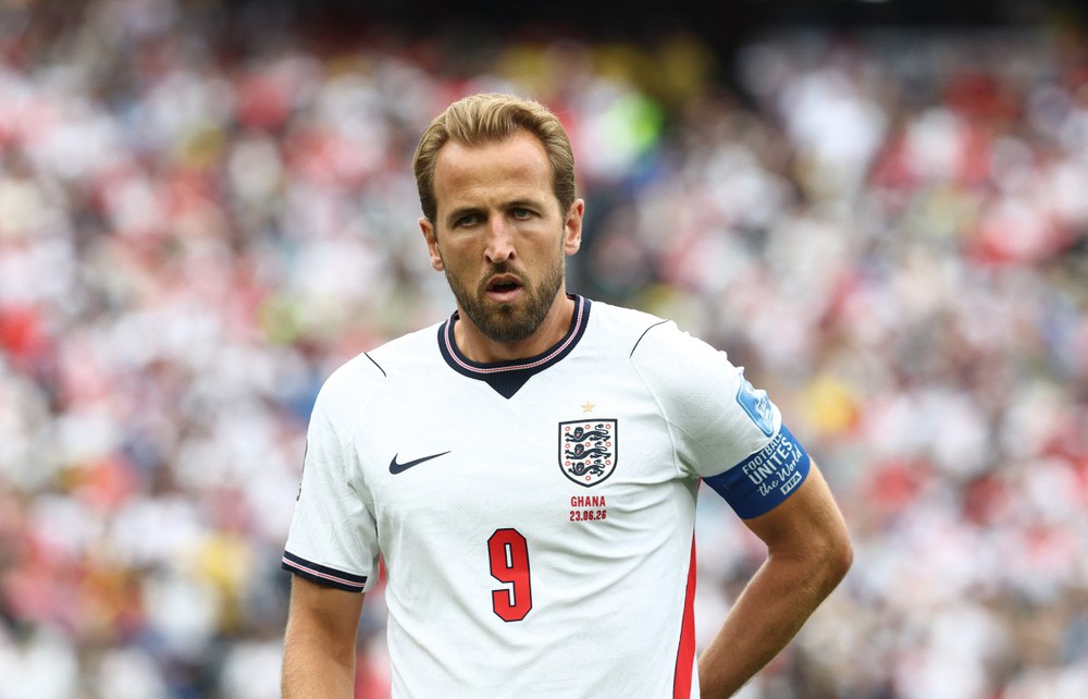 Harry Kane cô đơn và thiếu sự hỗ trợ. Ảnh: AFP/TTXVN