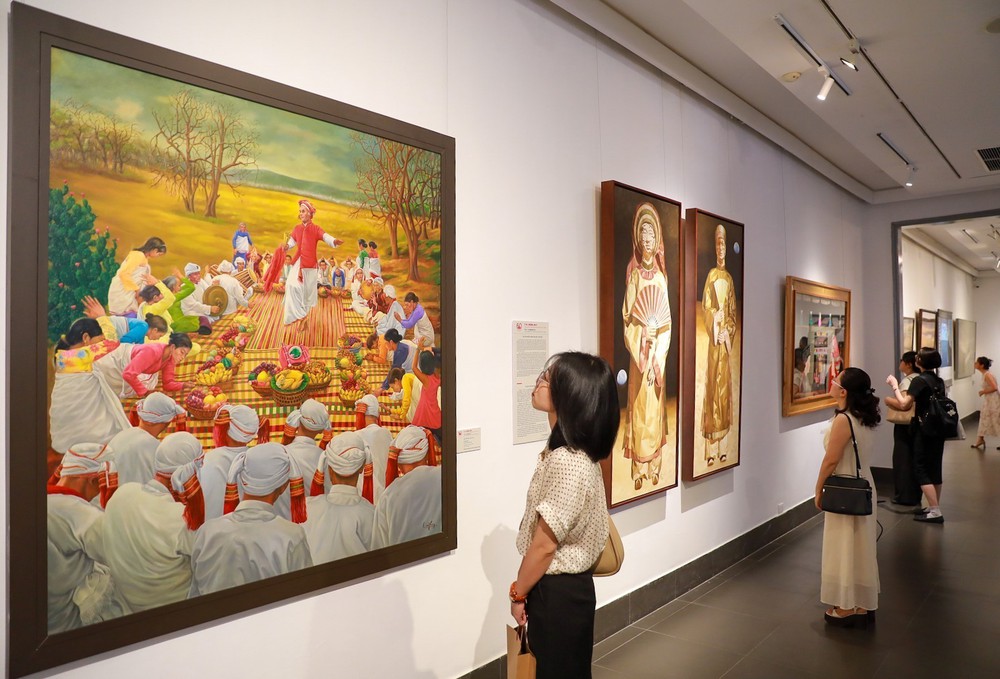 Phó Chủ tịch nước Võ Thị Ánh Xuân trao Huân chương Lao động hạng Ba tặng Bảo tàng Mỹ thuật Việt Nam - Ảnh 12. Phó Chủ tịch nước Võ Thị Ánh Xuân trao Huân chương Lao động hạng Ba tặng Bảo tàng Mỹ thuật Việt Nam - Ảnh 12.