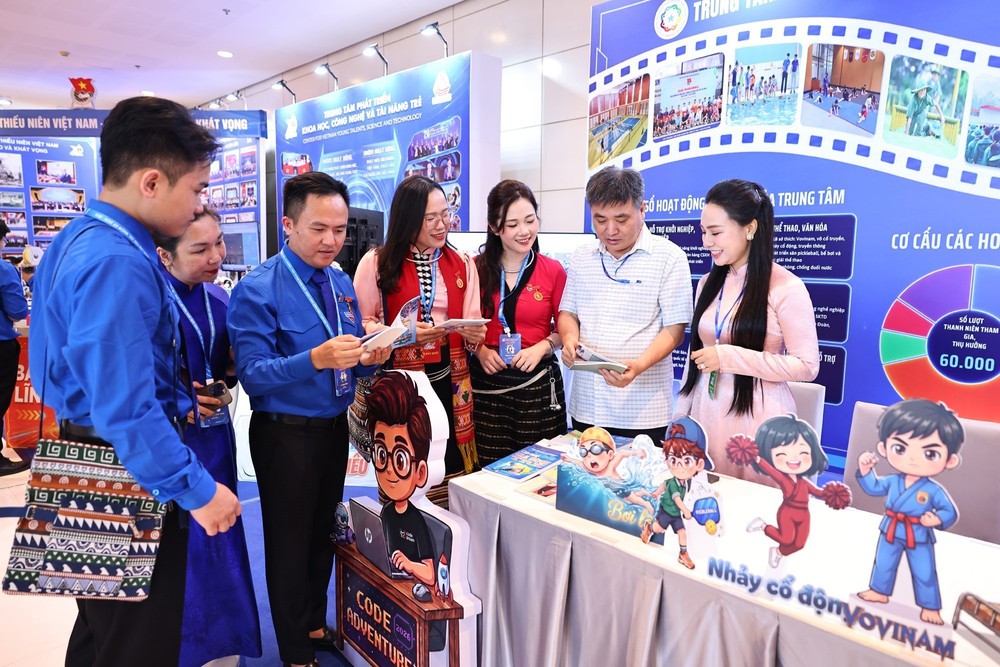 Đại hội Đoàn toàn quốc lần thứ XIII: Không gian kể chuyện về tuổi trẻ Việt Nam qua các thời kỳ - Ảnh 6. Đại hội Đoàn toàn quốc lần thứ XIII: Không gian kể chuyện về tuổi trẻ Việt Nam qua các thời kỳ - Ảnh 6.