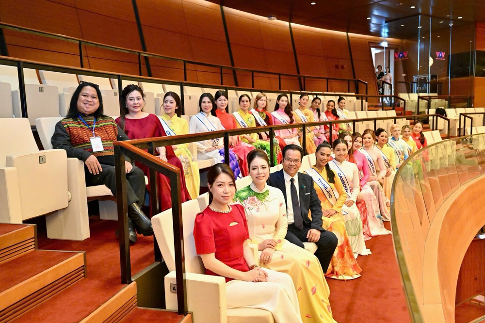 NTK Thoa Trần mang bản sắc Việt Nam đến sân chơi quốc tế Miss Multicultural World 2026 - Ảnh 4. NTK Thoa Trần mang bản sắc Việt Nam đến sân chơi quốc tế Miss Multicultural World 2026 - Ảnh 4.
