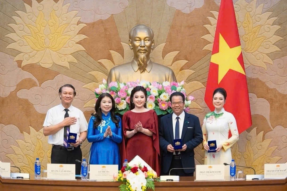 NTK Thoa Trần mang bản sắc Việt Nam đến sân chơi quốc tế Miss Multicultural World 2026 - Ảnh 1. NTK Thoa Trần mang bản sắc Việt Nam đến sân chơi quốc tế Miss Multicultural World 2026 - Ảnh 1.