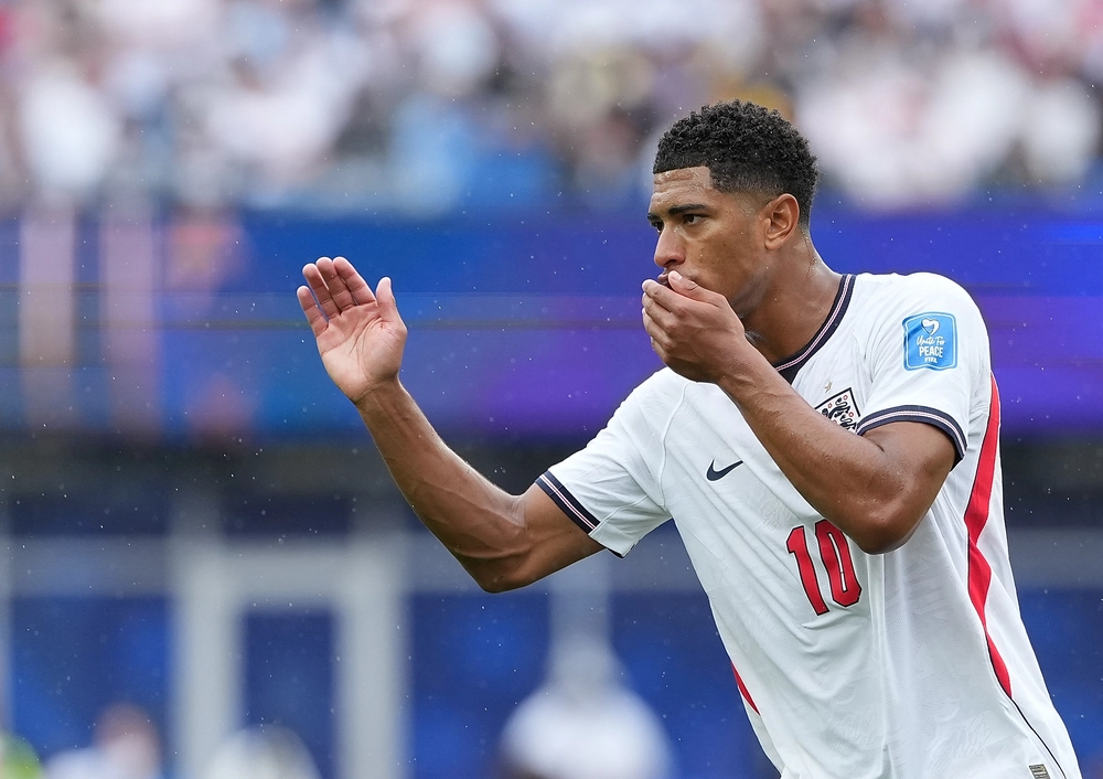 World Cup 2026 24h: Cầu thủ Qatar bị FIFA treo giò 5 trận, Neymar sánh ngang thành tích Pele - Ảnh 4.