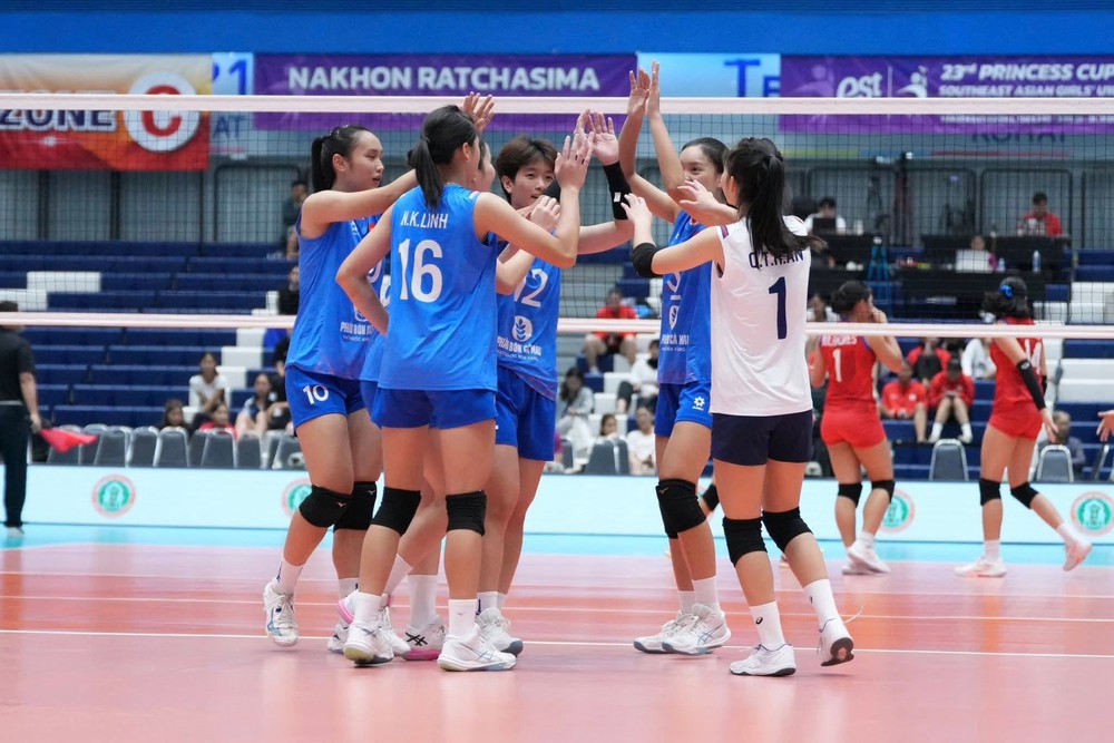 Tin nóng thể thao sáng 25/6:Tổng thống Donald Trump dự khán chung kết World Cup 2026, bóng chuyền nữ Việt Nam thắng đậm Philippines - Ảnh 3.