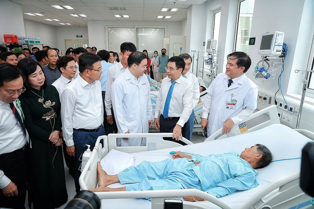 Khai trương Bệnh viện Bạch Mai cơ sở Ninh Bình quy mô 1.000 giường bệnh - Ảnh 9.