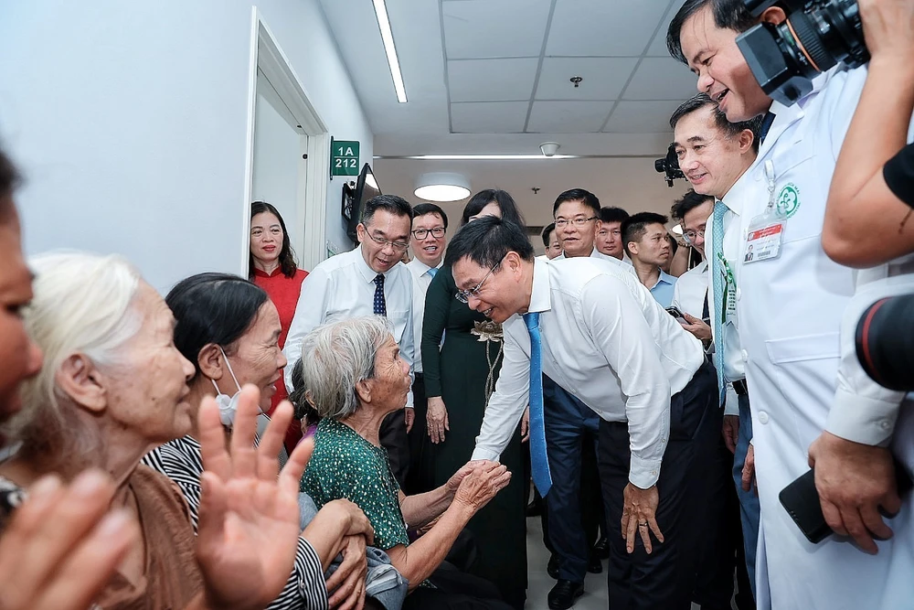 Khai trương Bệnh viện Bạch Mai cơ sở Ninh Bình quy mô 1.000 giường bệnh - Ảnh 7.