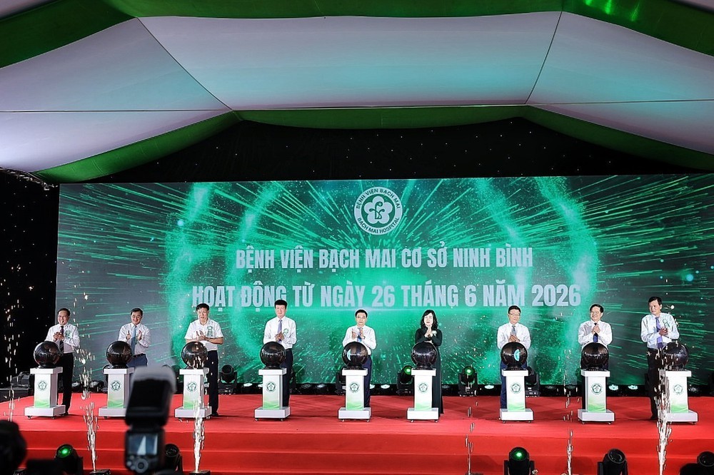 Khai trương Bệnh viện Bạch Mai cơ sở Ninh Bình quy mô 1.000 giường bệnh - Ảnh 1.