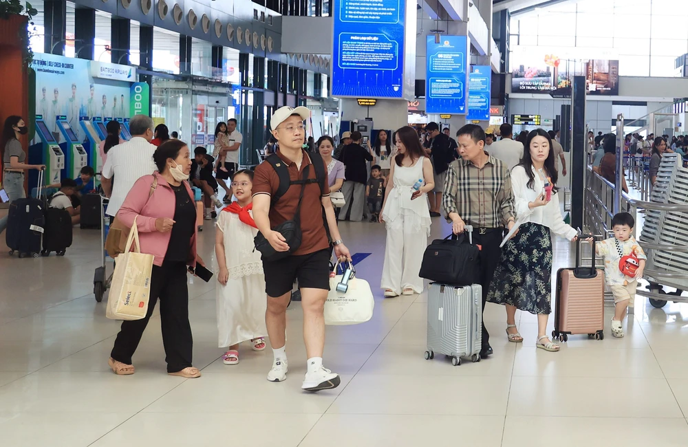 Vietnam Airlines bổ sung 2 tàu bay, tăng gần 23.000 ghế phục vụ cao điểm hè - Ảnh 5.