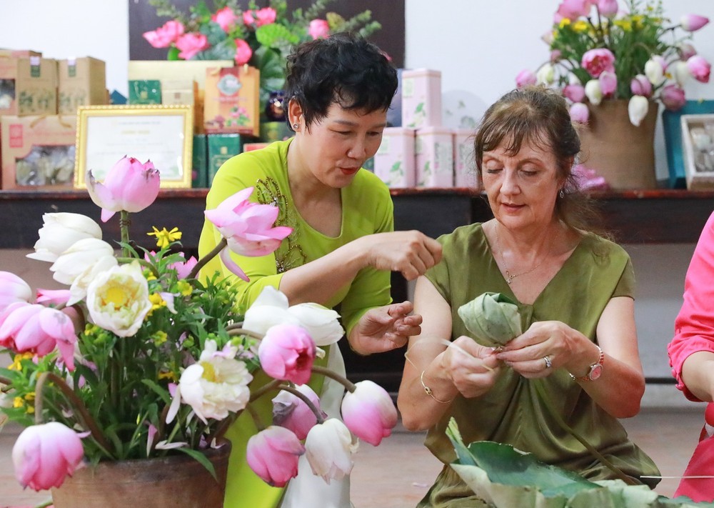  Công nhận Nghề truyền thống ướp trà sen ở Hà Nội - Ảnh 13.