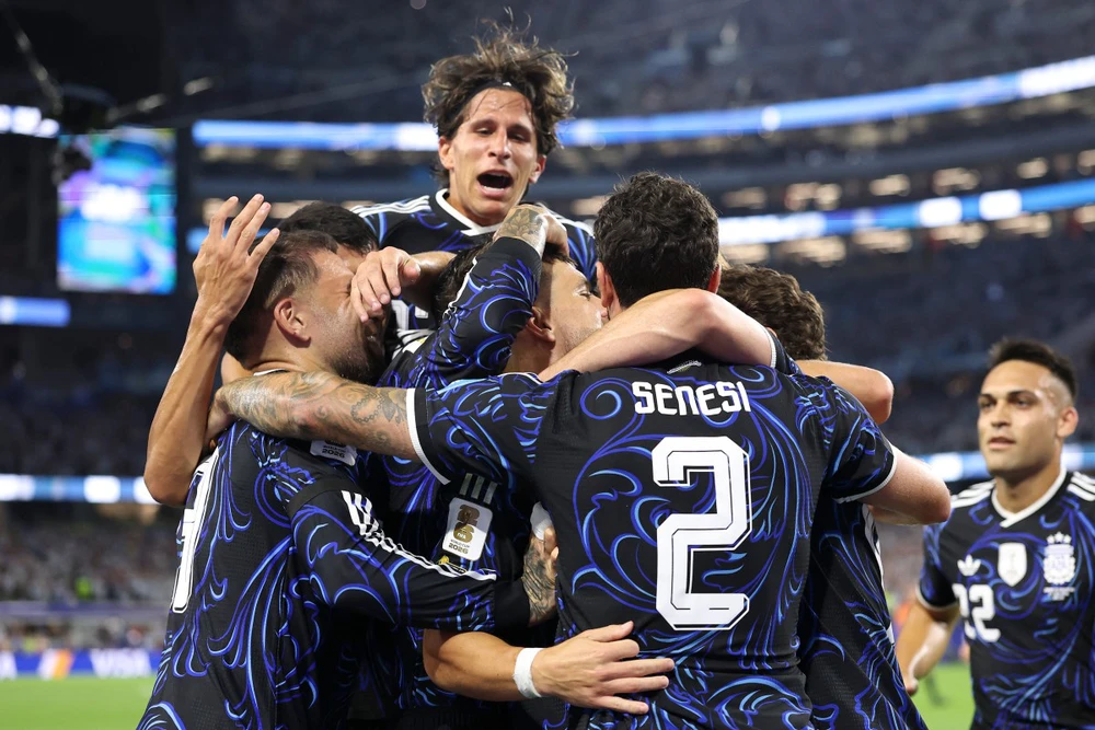 Argentina thắng thuyết phục Jordan ở lượt đấu cuối bảng J World Cup 2026 dù Messi không đá chính. Ảnh: AFP/TTXVN