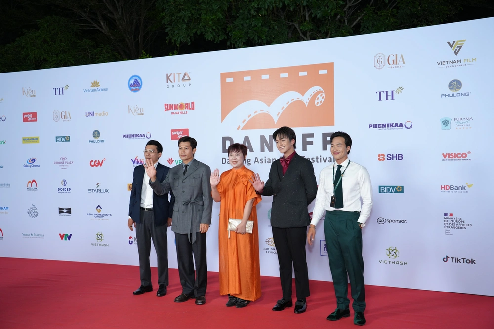 Ji Chang Wook, Jung II Woo cùng dàn sao Việt đổ bộ thảm đỏ DANAFF IV 2026 - Ảnh 10.