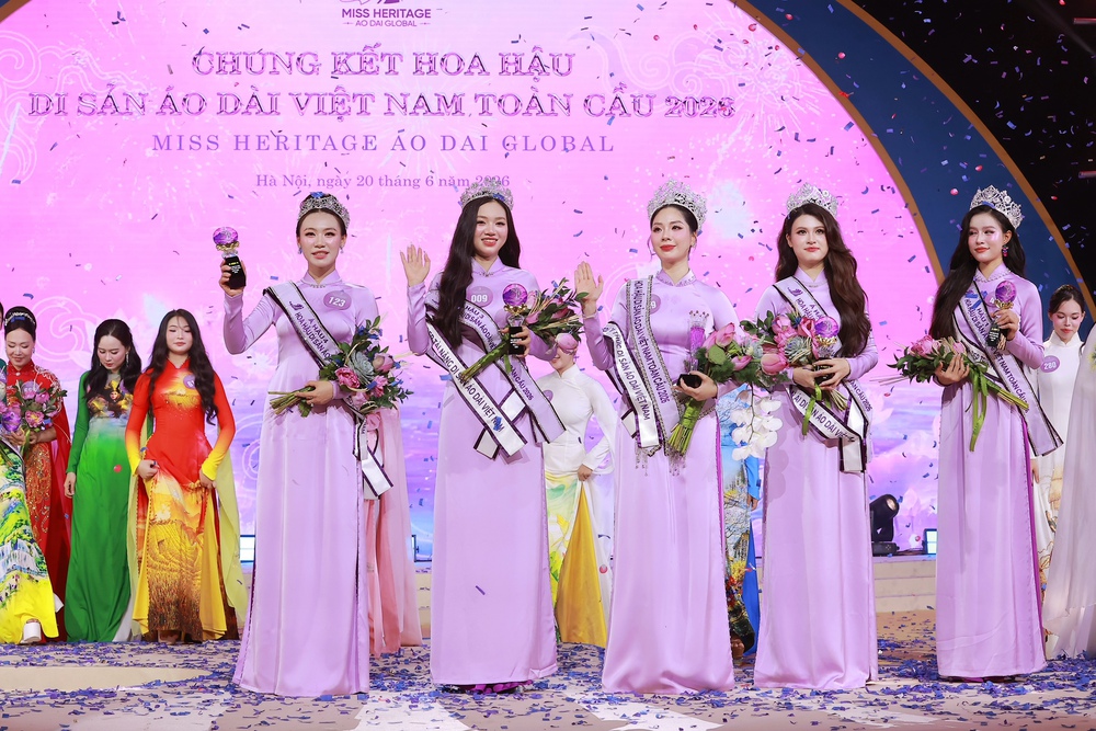 Nhiếp ảnh gia Lý Võ Phú Hưng: "Nếu được chụp một trận bóng đá chuyên nghiệp thì thật tuyệt vời" - Ảnh 3.