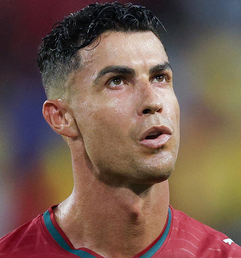 Tin nóng thể thao tối 28/6: Ronaldo nhận thống kê buồn về số lần việt vị tại World Cup ở thế kỷ 21 - Ảnh 1.