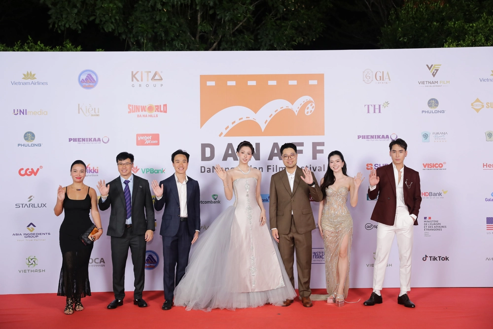Ji Chang Wook, Jung II Woo cùng dàn sao Việt đổ bộ thảm đỏ DANAFF IV 2026 - Ảnh 4.