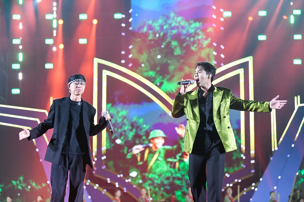 Concert Thanh Xuân khép lại trong hơn 20.000 tiếng hát: Khi đại nhạc hội không chỉ để giải trí - Ảnh 7.