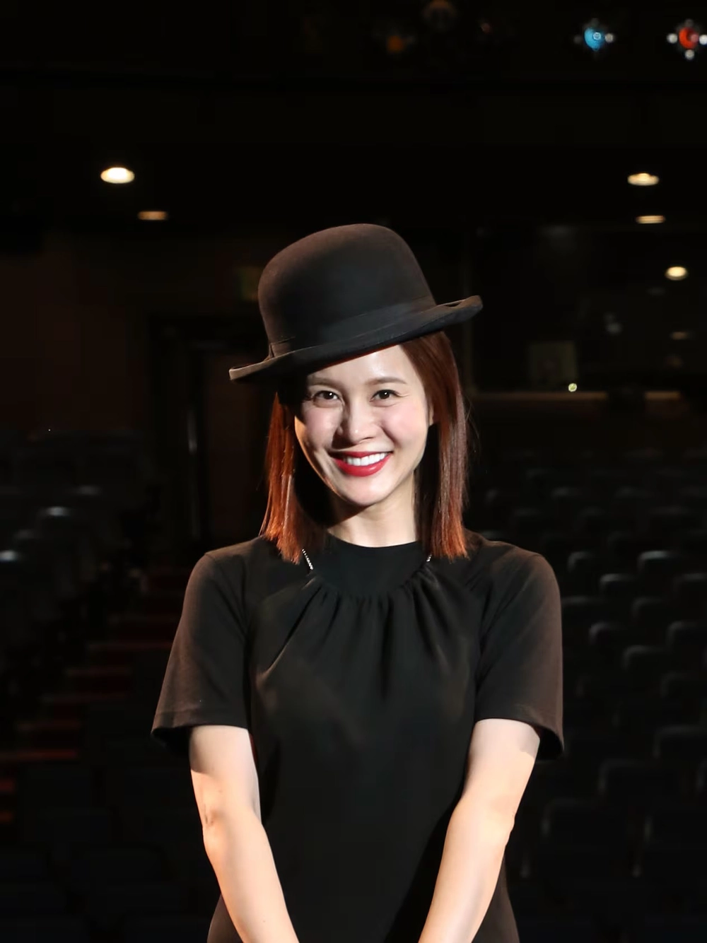 Ivy trở thành nghệ sĩ Hàn Quốc đầu tiên đảm nhận vai Roxie Hart trên sân khấu Broadway - Ảnh 8.