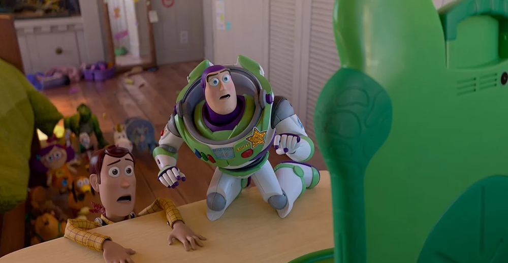 "Toy Story 5" áp đảo phòng vé, "Supergirl" khởi đầu kém kỳ vọng - Ảnh 1.