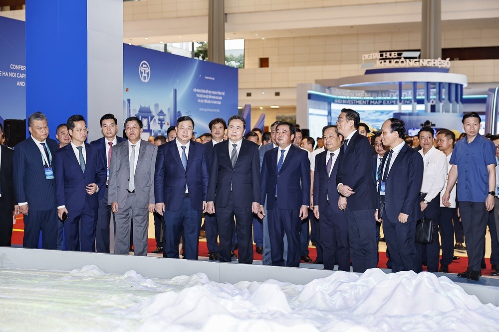 Quy hoạch Thủ đô 100 năm: Phép thử năng lực hiện thực hóa tầm nhìn - Ảnh 1.