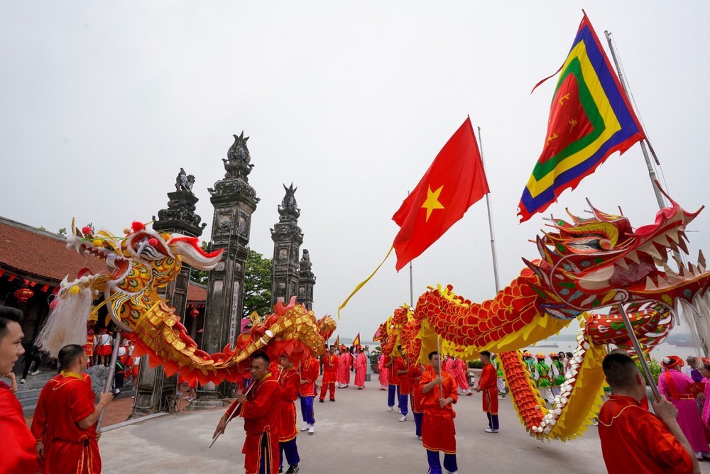 Văn hoá soi đường: Đặc sắc lễ hội đình Chèm - Ảnh 10.
