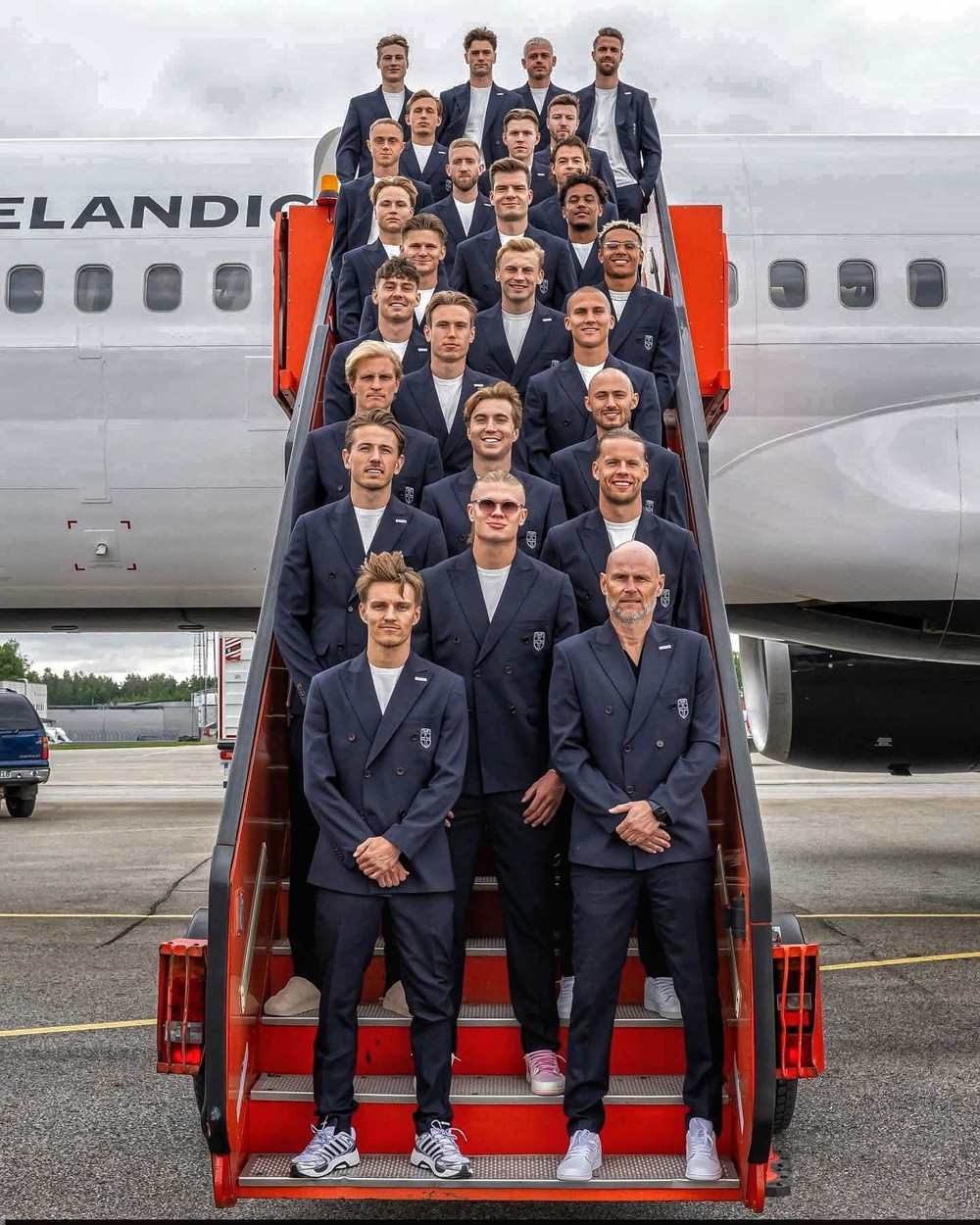 Đội tuyển Na Uy đặt chân tới Mỹ, Erling Haaland chờ ngày ra mắt World Cup - Ảnh 1.