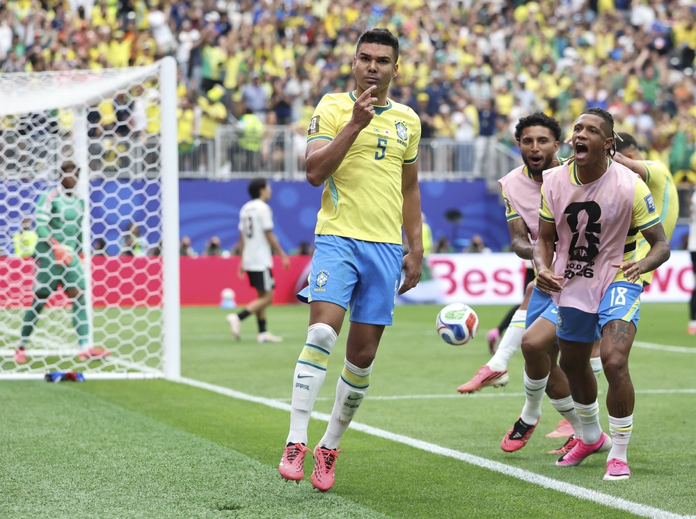 HLV Lê Đức Tuấn: “Brazil quá bản lĩnh, Đức và Hà Lan trả giá đắt” - Ảnh 1. HLV Lê Đức Tuấn: “Brazil quá bản lĩnh, Đức và Hà Lan trả giá đắt” - Ảnh 1.