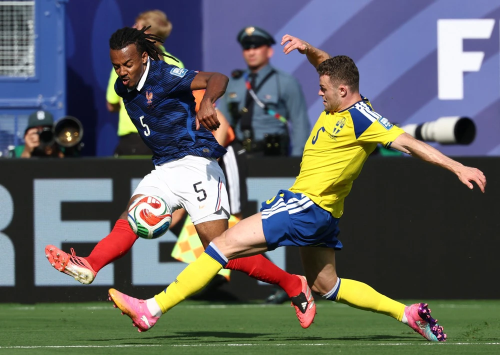 VTV6 VTV3 trực tiếp bóng đá Pháp vs Thụy Điển 04h00 hôm nay, vòng 32 đội World Cup 2026 - Ảnh 4.