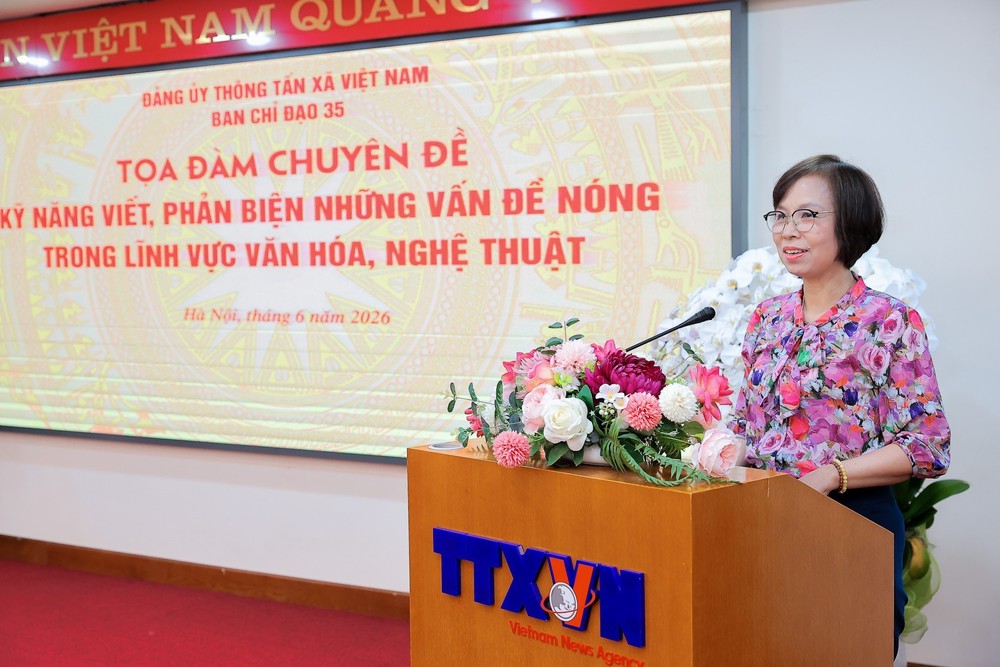 TTXVN tổ chức Tọa đàm nâng cao kỹ năng viết, phản biện về văn hóa, nghệ thuật - Ảnh 2.