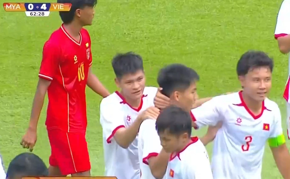 Thắng 5 sao trước U19 Myanmar, U19 Việt Nam tự tin đại chiến chủ nhà ở lượt cuối - Ảnh 3.