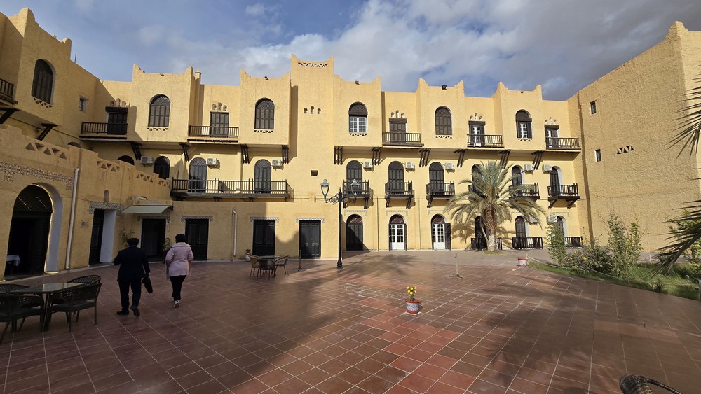 115 năm ngày Bác Hồ ra đi tìm đường cứu nước: Chủ tịch Hồ Chí Minh trong trái tim nhân dân Algeria - Ảnh 2.