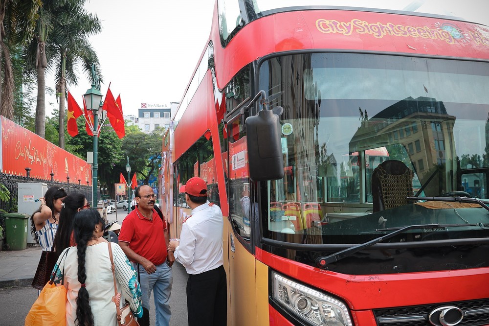 Hà Nội đẩy mạnh chuyển đổi số, nâng tầm trải nghiệm du khách - Ảnh 2.