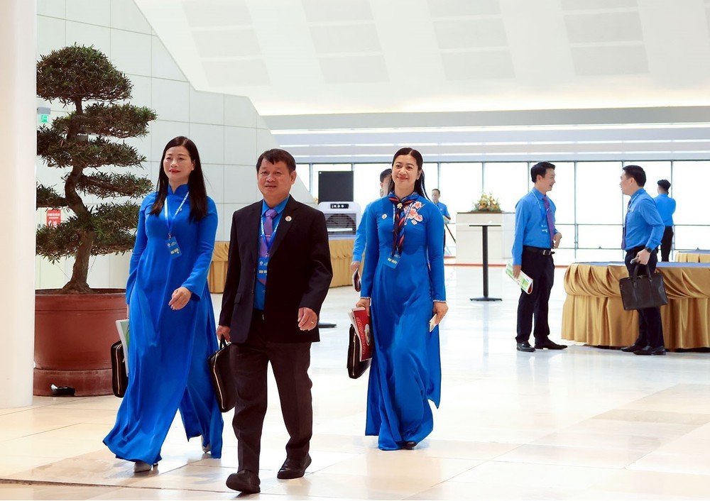 Phiên trọng thể Đại hội Công đoàn Việt Nam lần thứ XIV - Ảnh 4.