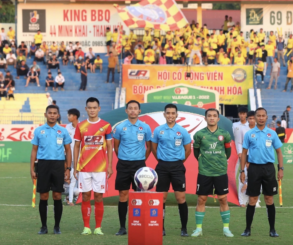 Tin nóng bóng đá Việt hôm nay 6/6: U19 Việt Nam hưởng lợi; Trọng tài Malaysia bắt trận CAHN – Thể Công Viettel - Ảnh 2.