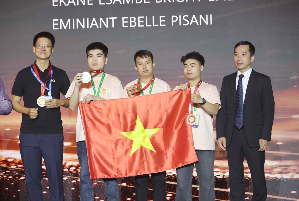Sinh viên Việt Nam tranh tài tại sân chơi công nghệ hàng đầu thế giới - Ảnh 3.